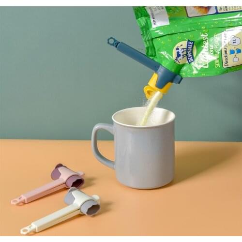 Plastic Seal Pour Food Storage Bag Clip With Discharge Nozzle Sealer Clamp Moisture-Proof For Storage Food Kitchen Tools