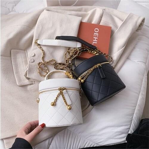 PU Leather Purses and Handbags for Women 2021 Designers Luxury Girls Female Shoppers Hot New Chain Bucket Wallets