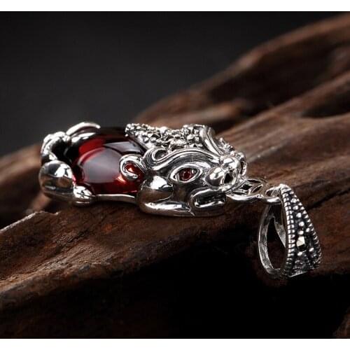 Silver S925 Sterling Silver Antique Thai Silver Mosaic Pomegranate Red, Brave Pendant, High-end Joker Pendant Wholesale