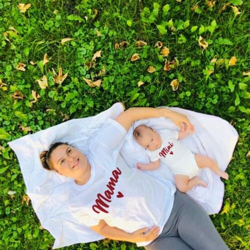 Family Look Summer Shirts Mama and Mini Baby Bodysuit Rompers + Mommy Tshirt Set 2020 Mom and Son Matching Clothes