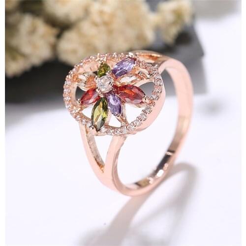 YJGS Fashion Shine Colorful Crystal Ring Trendy Flower Shape Engagement Ring For Women Cubic Zirconia Elegant Rings Jewelry