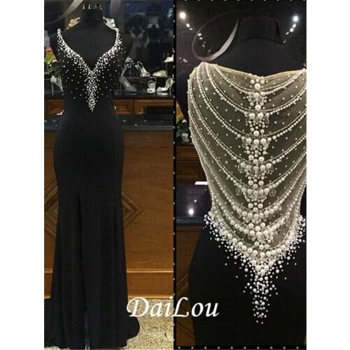 Sheath/Column V-Neck Sleeveless Floor-Length Sweep/Brush Straps Pearls Beading Black Evening Dress 2021