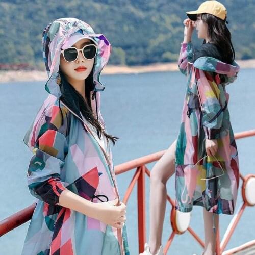Camouflage Sunscreen Clothing Women Mid-length 2021 Summer New Anti-Ultraviolet Breathable Sunscreen Jacket femme Hooded Trench