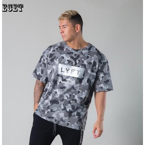 Loose casual camouflage mens T-shirt tops gym quick-drying mens sportswear brand fashion short-sleeved tops