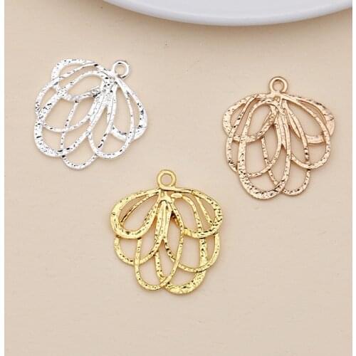 20pcs 24X26mm Metal Gold Flowers Filigree Wraps Retro Charms Pendant For DIY Jewelry Making Accessories Handmade Crafts Material