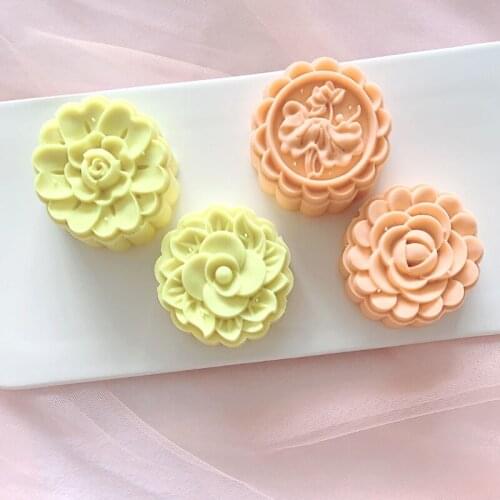 M68E Moon Cakes Moulds Round Design Hand Pressure Fondant Decoration Cookie Cutter for Kitchen Baking Mooncake Baking Gadgets
