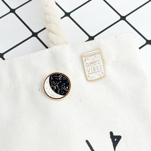 2 Pce/Set GOOD VIBES Badge Pin Round Black White Star Enamel Metal Brooch Clothes Backpack Fashion Trendy Jewelry Accessories