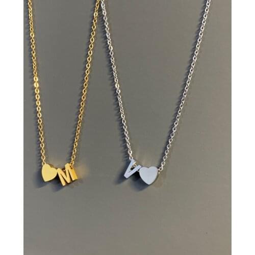 Simple Name Custom Stainless Steel 26 Alphabet Heart Initial Pendant Charms Mini A-Z Letter Pendant Necklace Women Men Jewelry