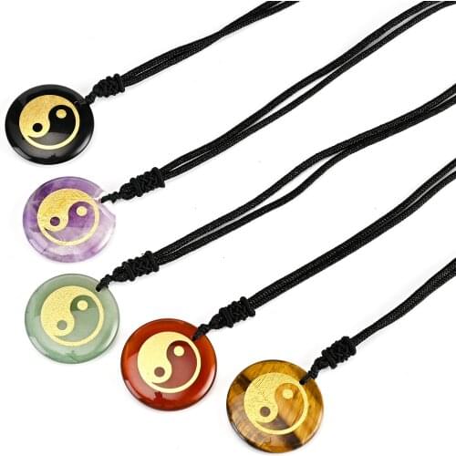 Factory selling hand polished Taiji yin yang fish pattern round Jewelry Necklace For Healing
