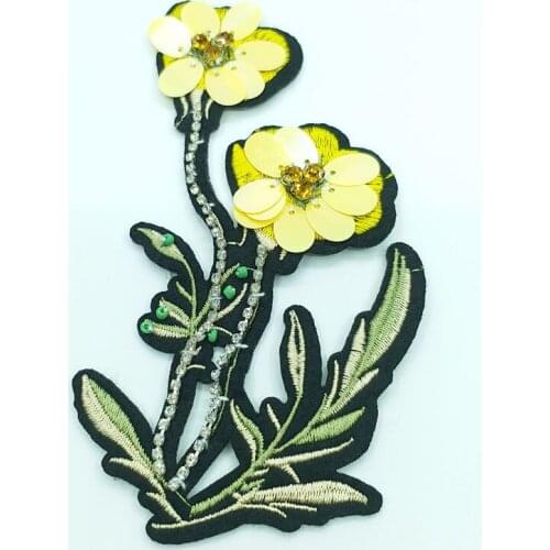 1pc embroidery flower patch 3D Handmade rhinestone beaded Patches for clothing flower DIY parches Embroidery applique floral