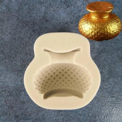 3D DIY Vase Candle Mold Silicone Mold Resin Clay Candle Molds Cupcake Fondant Decorating Candy Soap Mold Cake Decorating Tool