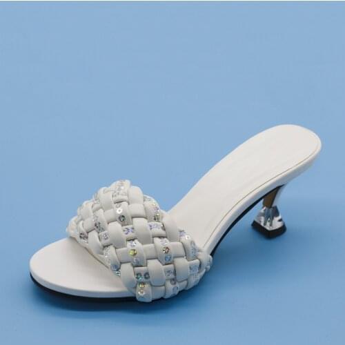 New Arrival Woman Sandals 2019 Summer Pumps Women Shoes Decorated with Rhinestone African Women Wedding Pumps Slip on Shoe