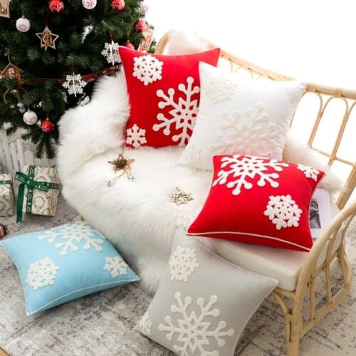 Christmas Throw Pillow Covers Fashion Snowflake Embroidery Cushion Covers for New Year Christmas 45x45cm Pillowcases Decor