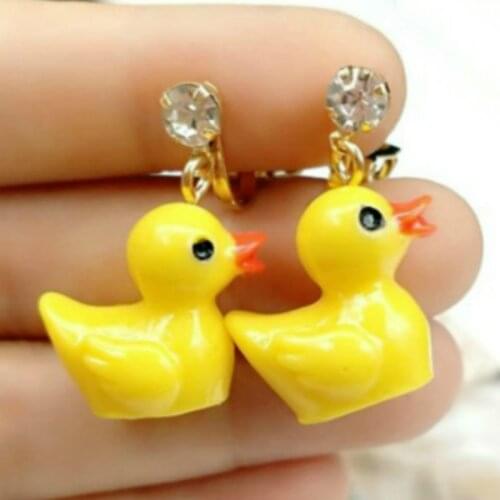 Fashion 2CM Cute Yellow Cute Duck Earrings For Female Small Ducklings Rhinestone Without Ear Pierced Ear Clip Earring Jewelry