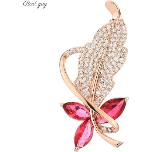 Gold Leaf Zircon Brooch Pin for Womens Red Crystal Brooch Jewelry Clothes Scarf Buckle Garment Accessories Fine Jewelry Gifts
