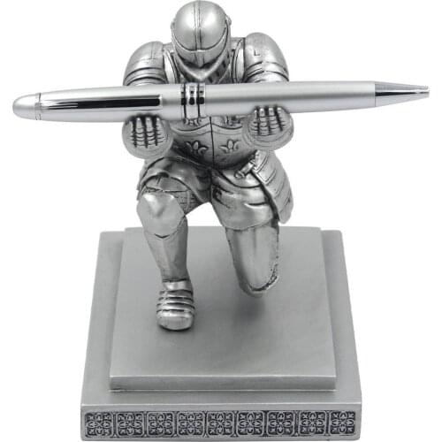 Executive Knight Pen Holder Armor Hero Pen Holder Retro Medieval Warrior Warrior Rome Pen Holder Ornaments Decorations for Home