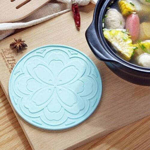 Wear-resistant Fashion Hot Pots Silicone Kitchen Trivets TPE Silicone Pad Heat Resistant for Table