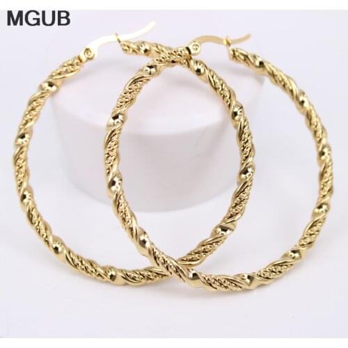 30mm 50mm twisted wire earrings 2019 spring popular minimalist jewelry Cute sexy girl gift Factory wholesale jewelry LH642