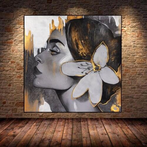 Flowers Women Portrait Canvas Painting Golden Girl Posters and Prints Light Luxury Wall Art Pictures for Living Room Decoration