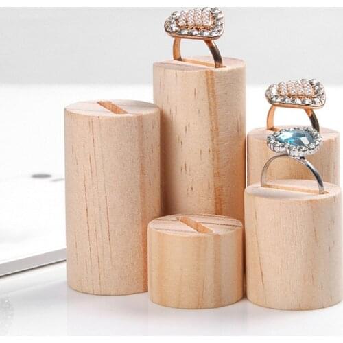 Hot selling new Design Wooden 5PCS/Set Popular Rings Holder Jewelry Storage Jewelry Display Stand Keychain Rack