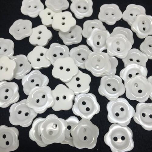 100pcs 12mm White Pearl Flower Resin Buttons 2 Holes Sewing Accessories Scrapbooking Embellishments