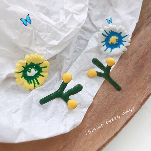 Small Flower Long Dangle Earrings Female Small Sweet and Lovely Girl Series New Drop Earrings for Women Jewelry