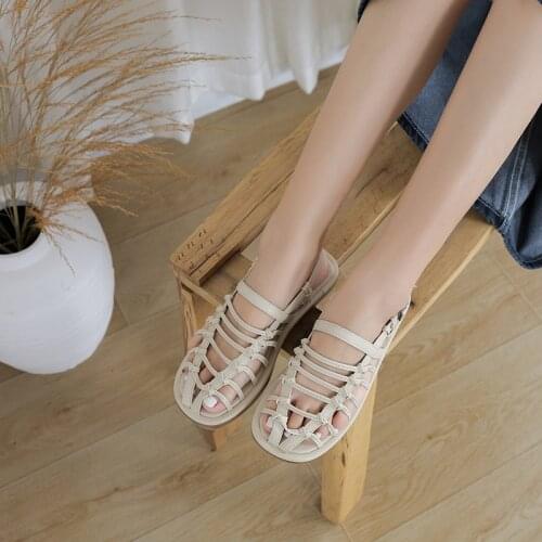 LAASIMI Womens Retro Fashion Sandals Wrap Toe Weave Students Flat Shoe for Ladies Gladiator Beach shoes Woman Casual Footwear