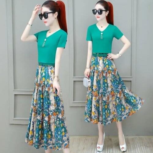 T-Shirt + Floral Skirt Two-Piece Suit Female Summer Fashion 2021 New Printed Skirt Short-Sleeved Solid Color womens Tshirt L301