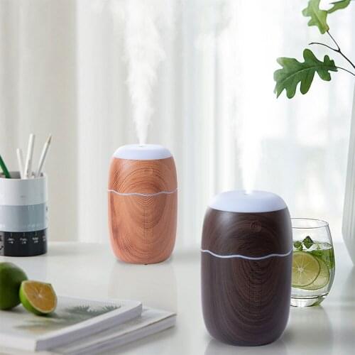 280mL USB Mini Car Air Humidifier Quiet Ultrasonic Humidifier Nano Cool Mist Maker With 2 Mode Night Light For Car Wood Grain