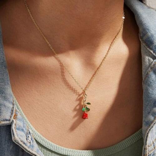 Unique Designs Trendy Green Leaf Red Flower Necklace Pendant Jewelry For Women
