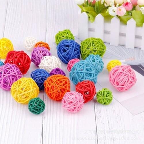1pcs Pet Parrot Toy Rattan Ball Bird Toys For Parakeet Cockatiel Chew Fun Cage Toys Hamster Toys Training Interactive Toys