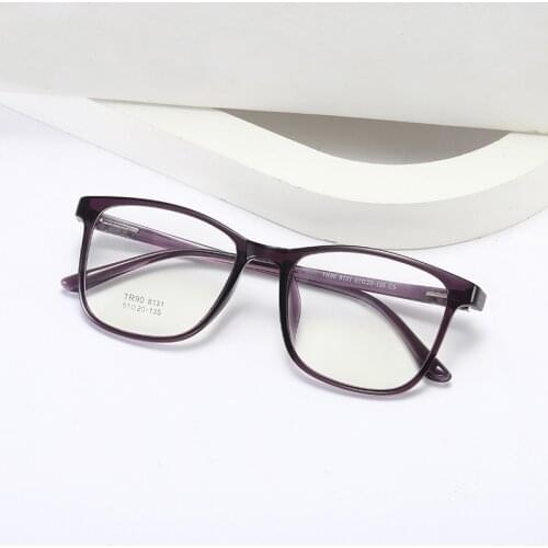 Square Glasses Frame Woman Men Glasses Retro Myopia Optical Frames Metal Clear lenses Black Gold Eyeglasses Oculos 8131