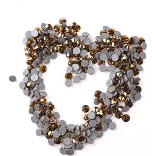 2018 New Arrived SS3-SS34 Gold Strass Hot Fix Rhinestone More Shiny Super Bright Glitter Hotfix Iron On wedding Stones