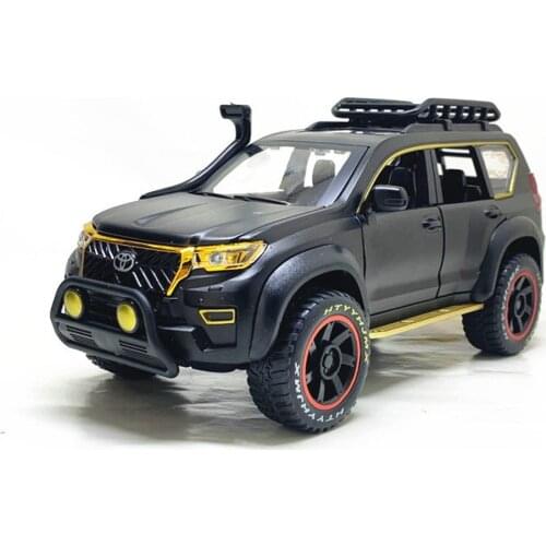 1:24 Toyota Prado Overbearing Modified Version with Metal Car Model Toys as Gifts and Ornaments