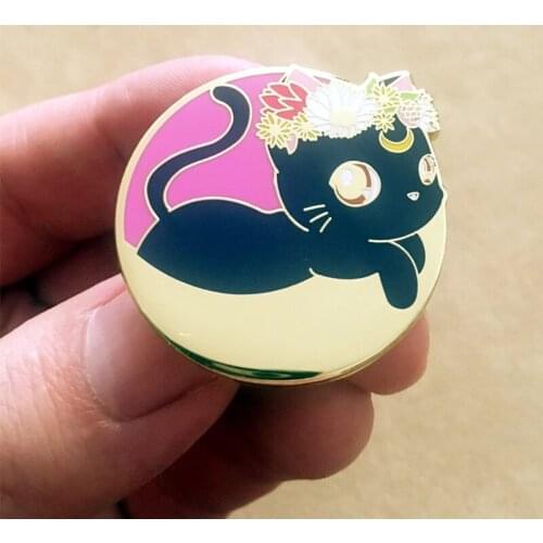 Cartoon Anime Luna Flower Wreath Enamel Brooch Pin Backpack Hat Bag Collar Lapel Pins Badges Women Mens Fashion Jewelry Gifts