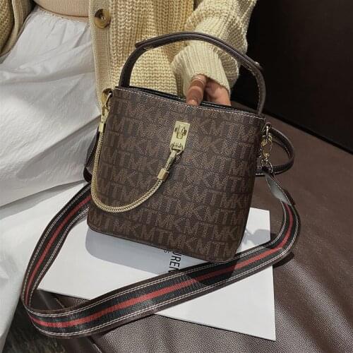 Soft Leather Handbags 2021 New Light Luxury Bucket Bag Famous Brand Ladies Handbag Messenger Bag Handbags Women Bags Designer