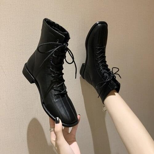 Fashion Motorcycle Platform Botas Women Autumn Winter Round Toe Lace Up Shoes Woman Black PU Leather Ankle Boots Plus Size