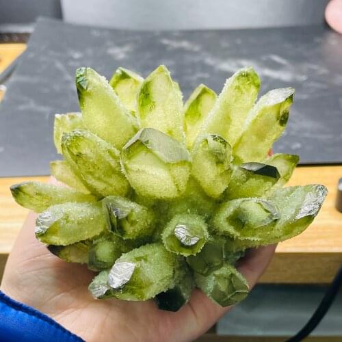 Natural Green Ghost Crystal Quartz Cluster Stone Minerals Great for Meditation Positive Healing Home Decoration Chakra Reiki