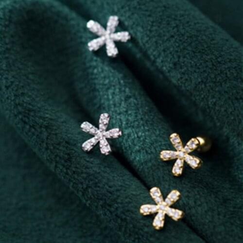 2021 Simple Fresh Five Petal Floweres Women CZ Shiny Zircon Stud Earrings Fashion Charm Womens Wedding Engagement Jewelry