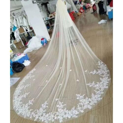 White Ivory 4 Meters Long Full Edge Lace Wedding Veil One Layer Tulle Bridal Veil with Comb Wedding Accessories Veu De Noiva