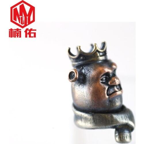 1Pcs EDC Retro Paracord Knife Bead Wearing Crown Elf King Portable Tool Mini Accessories