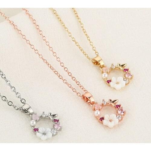 Women Necklace Sweet Flowers Pendant Charm Zircon Crystal Chokers Necklace Clavicle Chain Jewelry Girls Collier Party Gifts