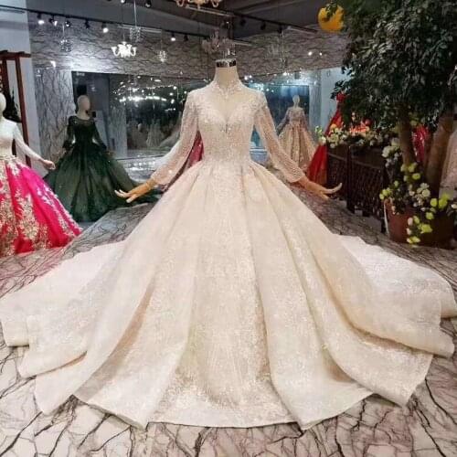 Retro Long-sleeved Glitter Lace Handmade Wedding Dress 2020 Spring New High-necked Tail Large Skirt Palace Main Yarn