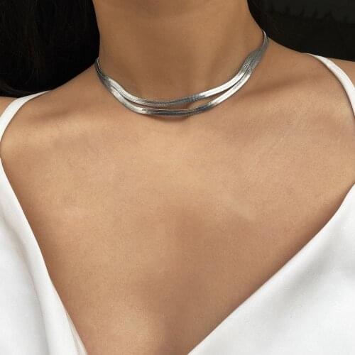 Punk Double layer Chokers Necklaces For Women Sequins Simple Flat Blade Snake Collar Necklace Silver Color Sexy Fashion Jewelry