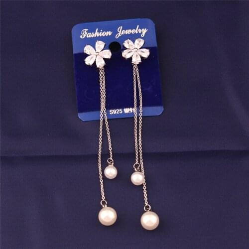 Women Jewelry Earrings Flower Shape Design Beautiful Beads Pendant High Grade Gift Choose Copper Earrings Dropshipping