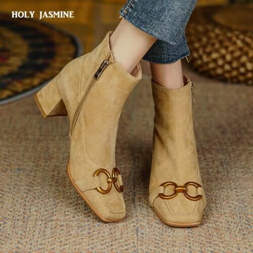 2021 New Ladies Cow Suede Fringe Ankle Boots Zip Chunky 6cm High Heel Square Toe Chain Boots Fashion Women Winter Boots Shoes