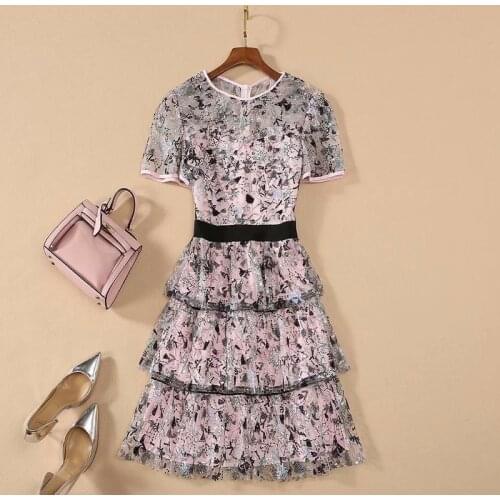 High Quality Latest Paris Vogue Show Summer Pop Runway Dress Womens O-Neck Ruffles Sequined Embroidery Gauze Dress