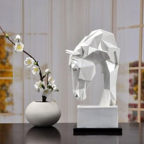 Horse Head Ornaments Animal Resin Home Decoration Nordic Geometric Origami Crafts Furnishings Living Room Desk Decor Statuette