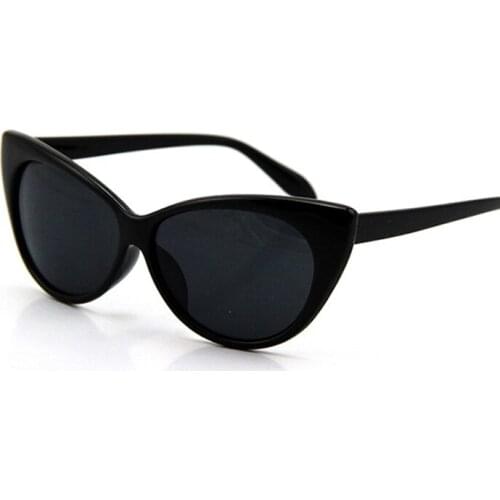 2016 Hot Tip Pointed Vintage cat eye sunglasses Women Inspired Sexy Mod Chic Rtro Brand sun glasses UV400