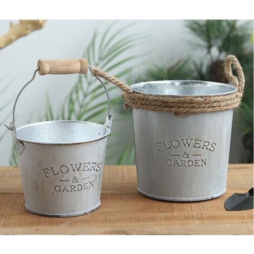 Vintage Style Metal Bucket Hanging Flower Pot Durable Flower Plant Holder Home Garden Decoration Accessory